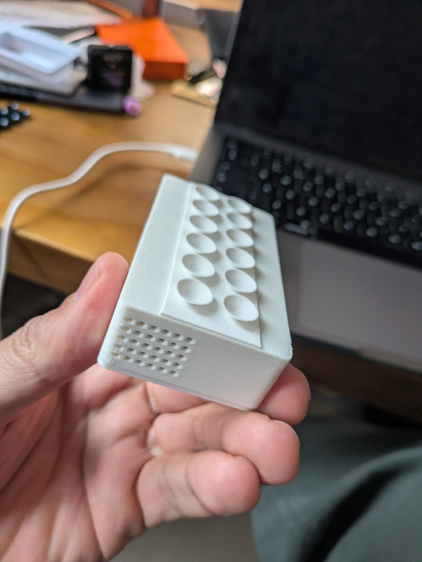 Close-up of the suction cups on the back of the speaker